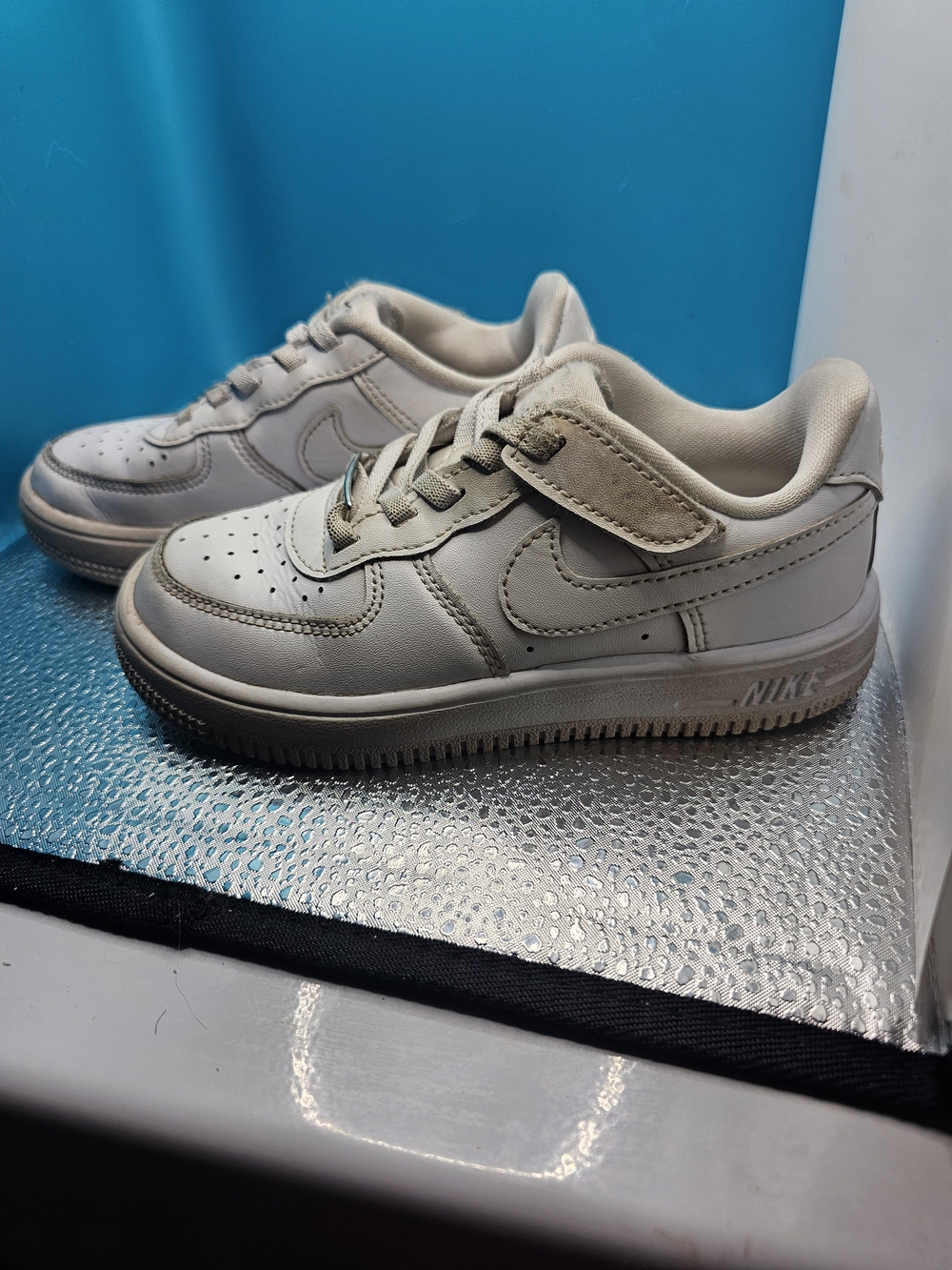 Nike Kids Low-Top Sneakers in White Size 11 C